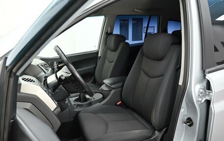 SsangYong Kyron I, 2013 год, 799 000 рублей, 12 фотография