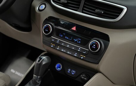 Hyundai Tucson III, 2018 год, 1 999 000 рублей, 10 фотография