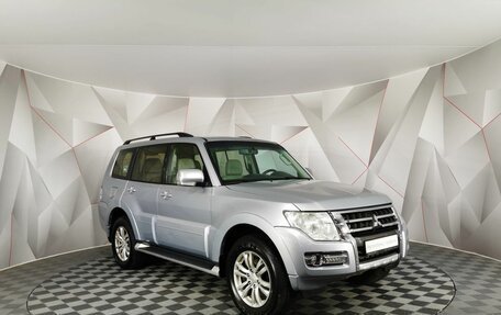 Mitsubishi Pajero IV, 2017 год, 2 445 000 рублей, 3 фотография