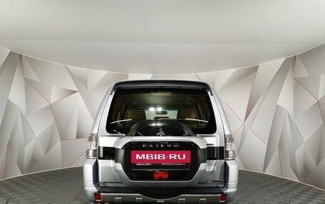 Mitsubishi Pajero IV, 2017 год, 2 445 000 рублей, 8 фотография