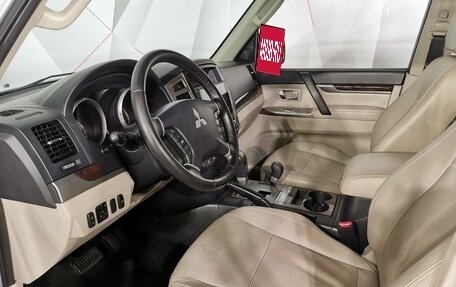 Mitsubishi Pajero IV, 2017 год, 2 445 000 рублей, 18 фотография