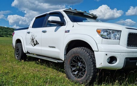 Toyota Tundra II, 2008 год, 3 200 000 рублей, 4 фотография