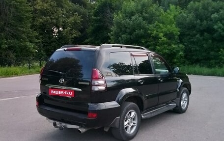 Toyota Land Cruiser Prado 120 рестайлинг, 2007 год, 2 000 000 рублей, 2 фотография