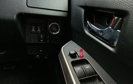 Toyota Roomy I, 2020 год, 1 090 000 рублей, 10 фотография