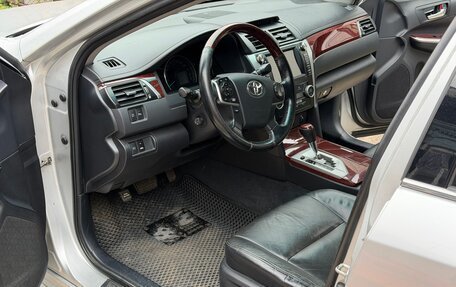 Toyota Camry, 2012 год, 1 790 000 рублей, 11 фотография