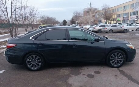 Toyota Camry, 2017 год, 2 100 000 рублей, 4 фотография