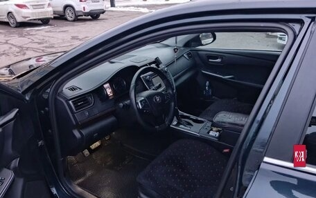 Toyota Camry, 2017 год, 2 100 000 рублей, 7 фотография