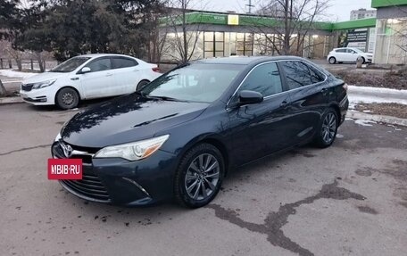 Toyota Camry, 2017 год, 2 100 000 рублей, 6 фотография