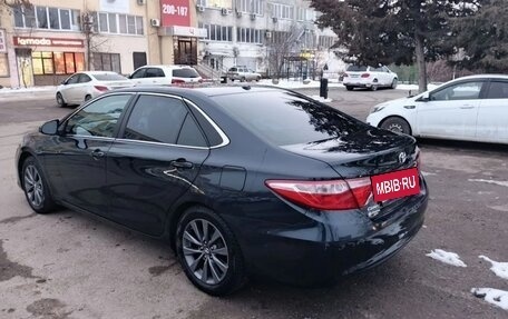Toyota Camry, 2017 год, 2 100 000 рублей, 5 фотография
