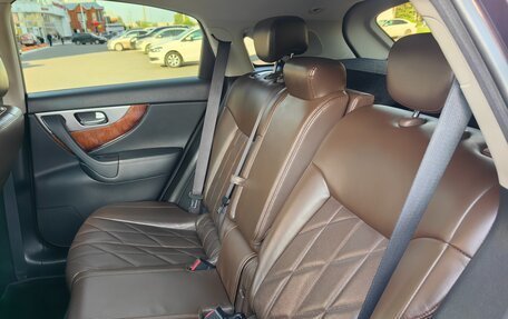 Infiniti QX70, 2014 год, 1 870 000 рублей, 5 фотография