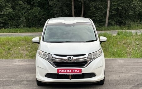 Honda Freed II, 2018 год, 1 359 000 рублей, 2 фотография