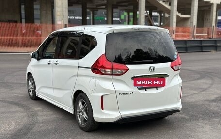 Honda Freed II, 2018 год, 1 359 000 рублей, 5 фотография