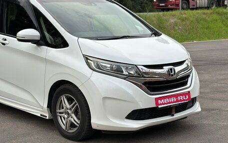 Honda Freed II, 2018 год, 1 359 000 рублей, 9 фотография
