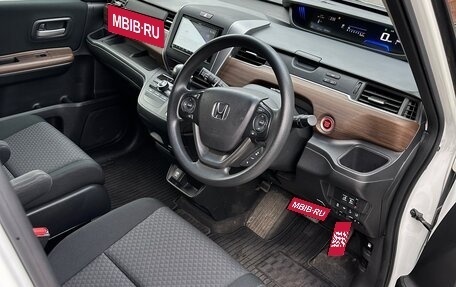 Honda Freed II, 2018 год, 1 359 000 рублей, 13 фотография
