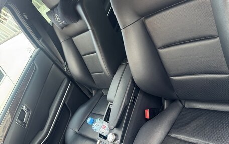 Mercedes-Benz E-Класс, 2011 год, 1 980 000 рублей, 4 фотография