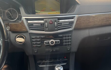 Mercedes-Benz E-Класс, 2011 год, 1 980 000 рублей, 8 фотография