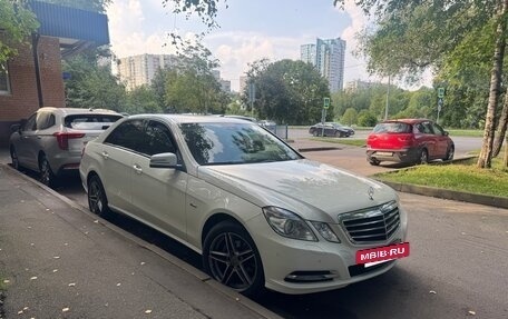 Mercedes-Benz E-Класс, 2011 год, 1 980 000 рублей, 9 фотография