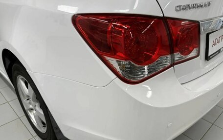 Chevrolet Cruze II, 2010 год, 720 000 рублей, 10 фотография