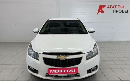 Chevrolet Cruze II, 2010 год, 720 000 рублей, 2 фотография