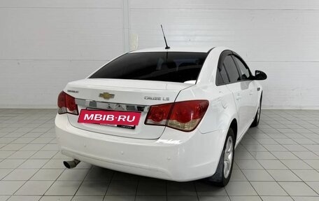 Chevrolet Cruze II, 2010 год, 720 000 рублей, 6 фотография