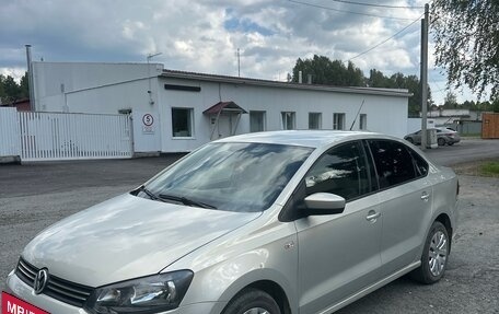 Volkswagen Polo VI (EU Market), 2012 год, 650 000 рублей, 3 фотография