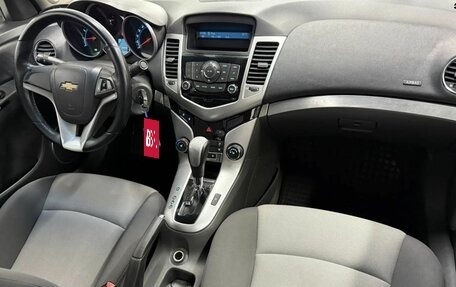 Chevrolet Cruze II, 2010 год, 720 000 рублей, 16 фотография