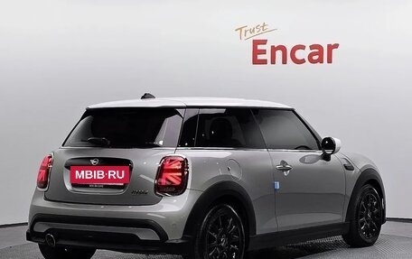 MINI Hatch, 2023 год, 1 658 000 рублей, 2 фотография