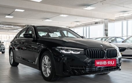 BMW 5 серия, 2022 год, 6 900 000 рублей, 8 фотография