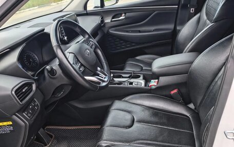 Hyundai Santa Fe IV, 2018 год, 2 550 000 рублей, 11 фотография