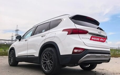 Hyundai Santa Fe IV, 2018 год, 2 550 000 рублей, 6 фотография