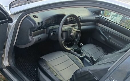 Audi A4, 1999 год, 575 000 рублей, 10 фотография