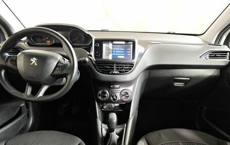 Peugeot 208 II, 2013 год, 399 000 рублей, 14 фотография