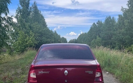 Renault Logan I, 2010 год, 300 000 рублей, 2 фотография