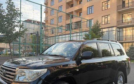 Toyota Land Cruiser 200, 2008 год, 2 850 000 рублей, 5 фотография