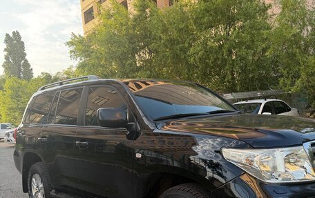 Toyota Land Cruiser 200, 2008 год, 2 850 000 рублей, 4 фотография