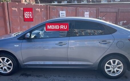 Hyundai Solaris II рестайлинг, 2018 год, 1 400 000 рублей, 4 фотография