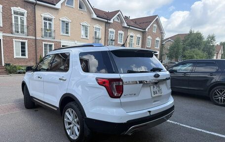 Ford Explorer VI, 2017 год, 2 050 000 рублей, 7 фотография