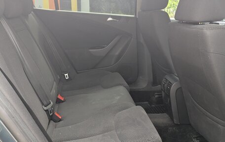 Volkswagen Passat B6, 2007 год, 515 000 рублей, 14 фотография