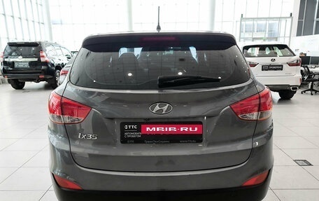 Hyundai ix35 I рестайлинг, 2013 год, 720 000 рублей, 6 фотография