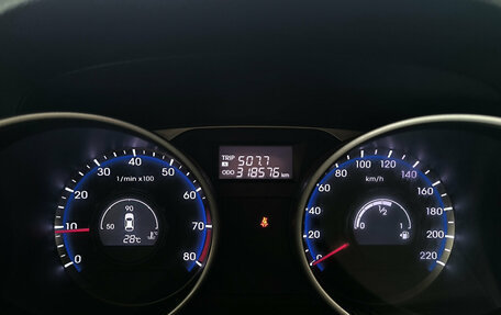 Hyundai ix35 I рестайлинг, 2013 год, 720 000 рублей, 13 фотография