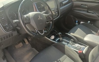 Mitsubishi Outlander III рестайлинг 3, 2019 год, 1 700 000 рублей, 1 фотография