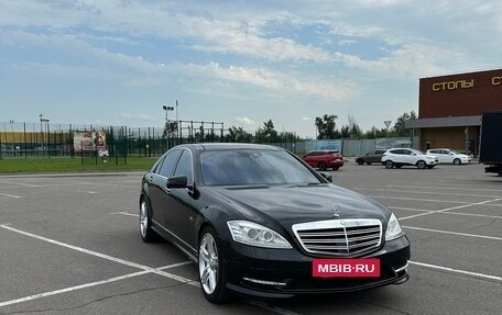 Mercedes-Benz S-Класс, 2010 год, 1 550 000 рублей, 3 фотография