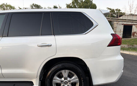Lexus LX III, 2016 год, 5 500 000 рублей, 8 фотография
