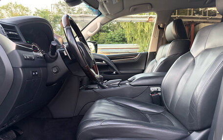 Lexus LX III, 2016 год, 5 500 000 рублей, 17 фотография