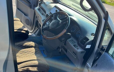 Nissan Serena II, 2000 год, 550 000 рублей, 12 фотография