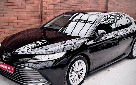Toyota Camry, 2019 год, 3 300 000 рублей, 3 фотография