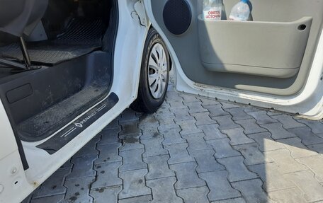 Renault Trafic, 2009 год, 850 000 рублей, 4 фотография