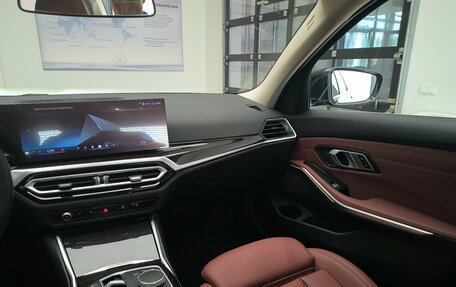 BMW 3 серия, 2024 год, 4 750 000 рублей, 19 фотография