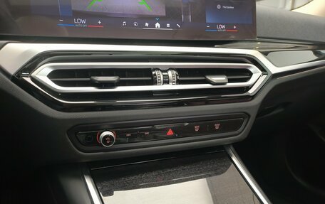 BMW 3 серия, 2024 год, 4 750 000 рублей, 37 фотография