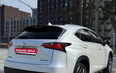 Lexus NX I, 2015 год, 2 250 000 рублей, 5 фотография